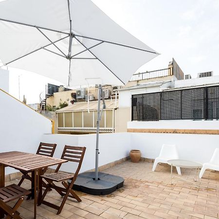 Apartamentos San Lorenzo Севиля Екстериор снимка