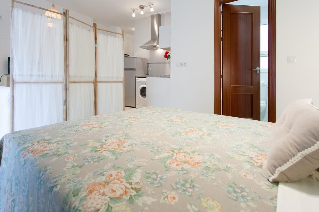 Apartamentos San Lorenzo Севиля Екстериор снимка