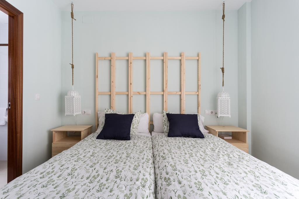 Apartamentos San Lorenzo Севиля Екстериор снимка