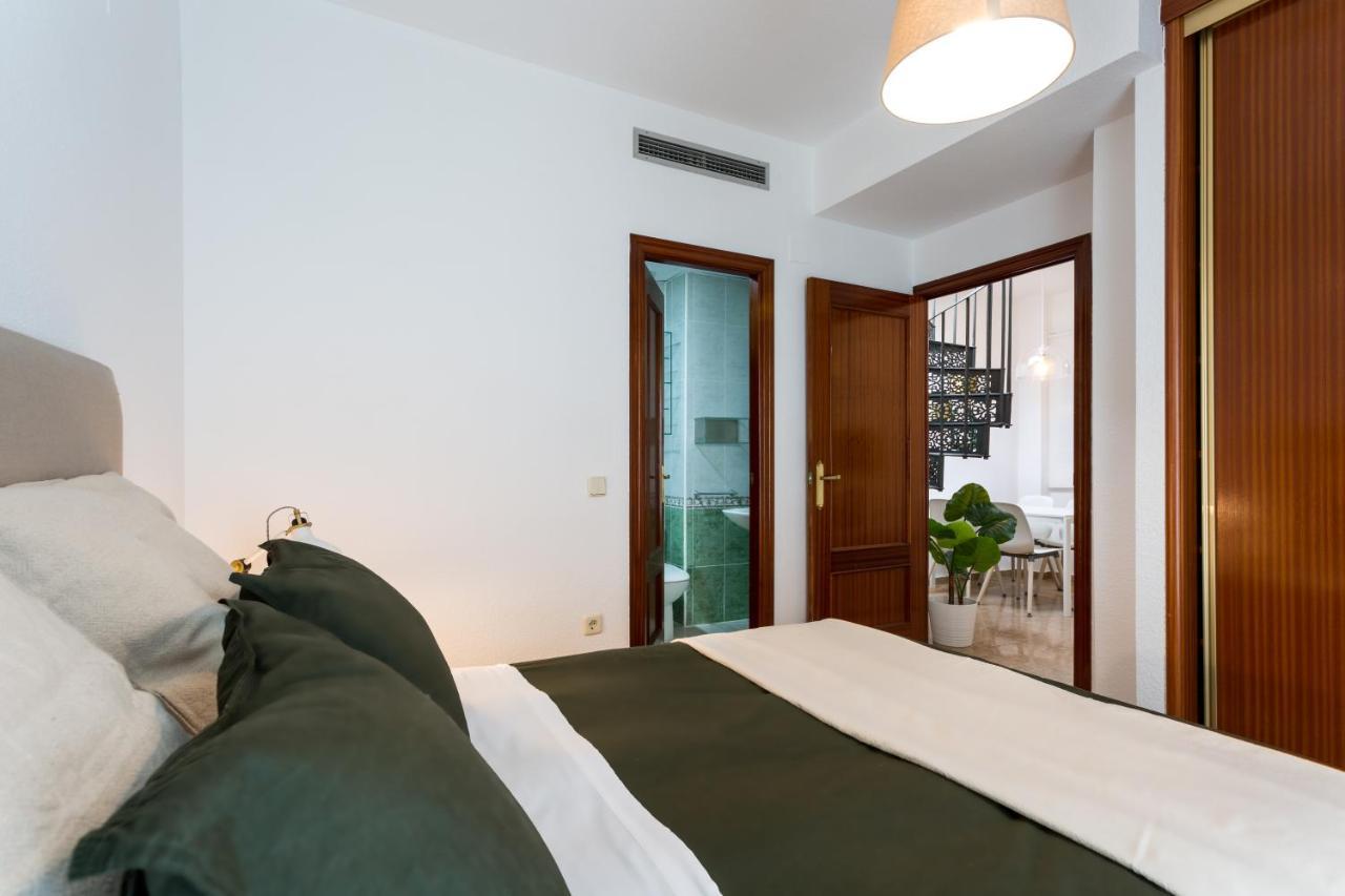 Apartamentos San Lorenzo Севиля Екстериор снимка