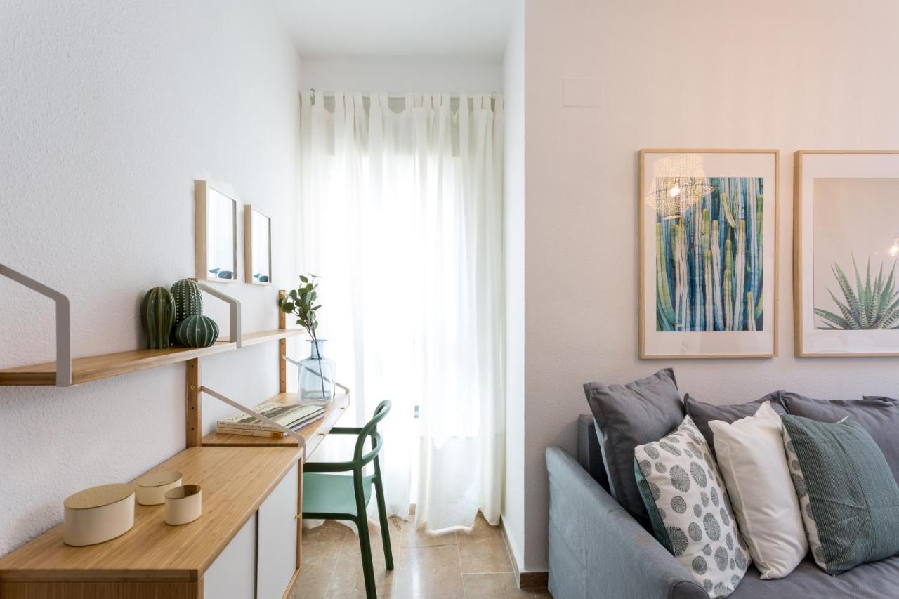 Apartamentos San Lorenzo Севиля Екстериор снимка